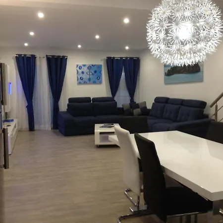 Blue House Holiday home *